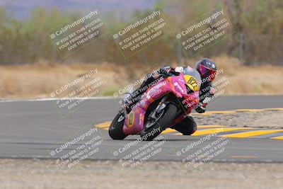 media/Sep-10-2022-SoCal Trackdays (Sat) [[a5bf35bb4a]]/Turn 6 (1140am)/